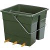 Napájecí kbelík pro jehňata 2 x 4 l, hranatý, dělený